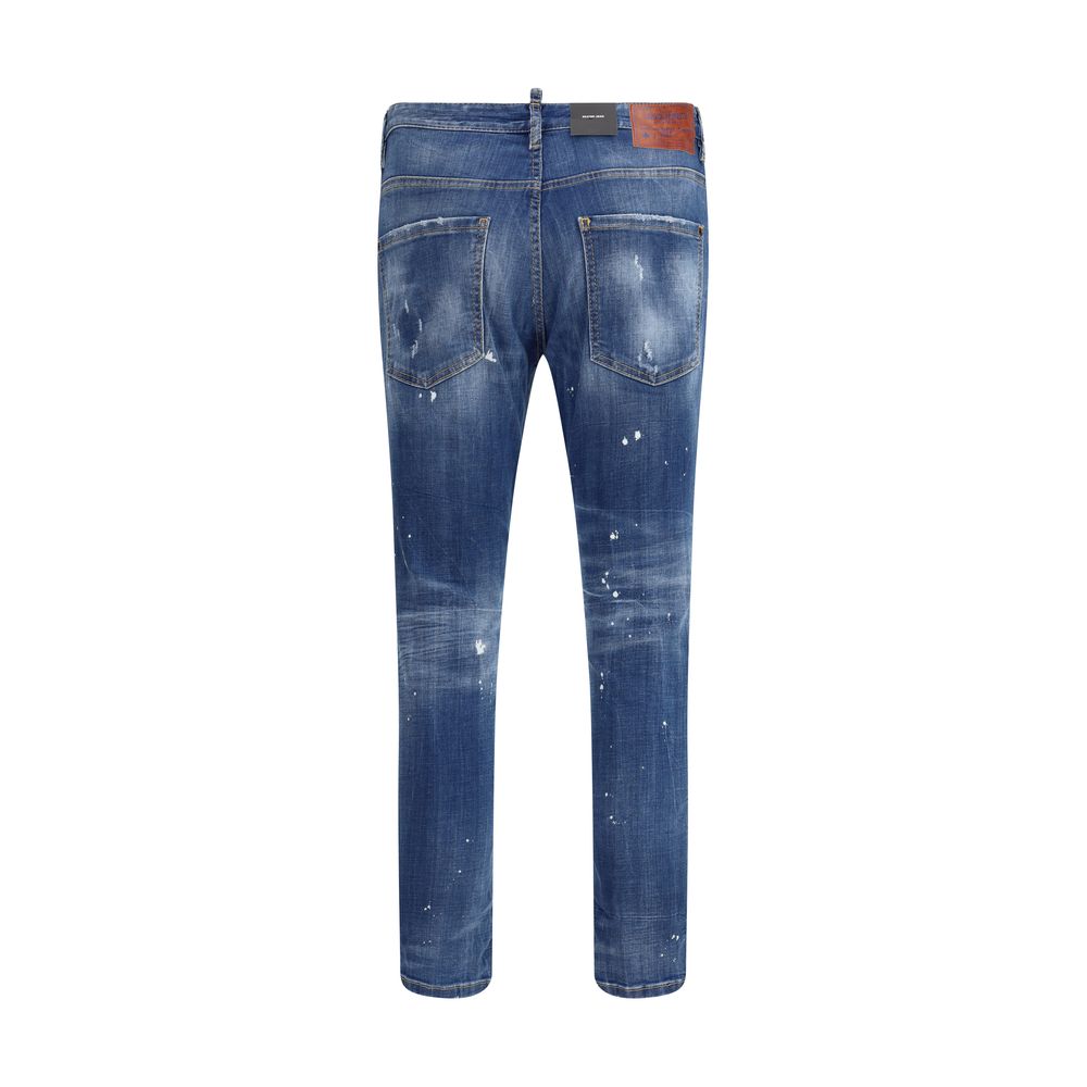 Blue Cotton Slim Fit JeansDsquared2’s Skater Jeans offer a gritty, urban aesthetic in a slim five-pocket cut. Featuring belt loops, they feature a distinctive logo patch and worn-effect finishes that give the garment a worn-in, authentic look in perfect D