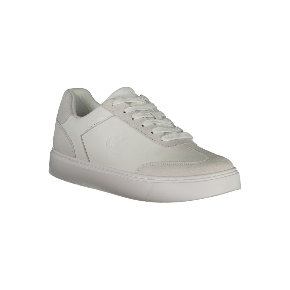 White Leather Men SneakerStep into the epitome of sporty sophistication with these exquisite Calvin Klein sneakers. Infused with dynamic energy, these shoes are designed to elevate your casual ensemble. Featuring a crisp white palette accented with bold c
