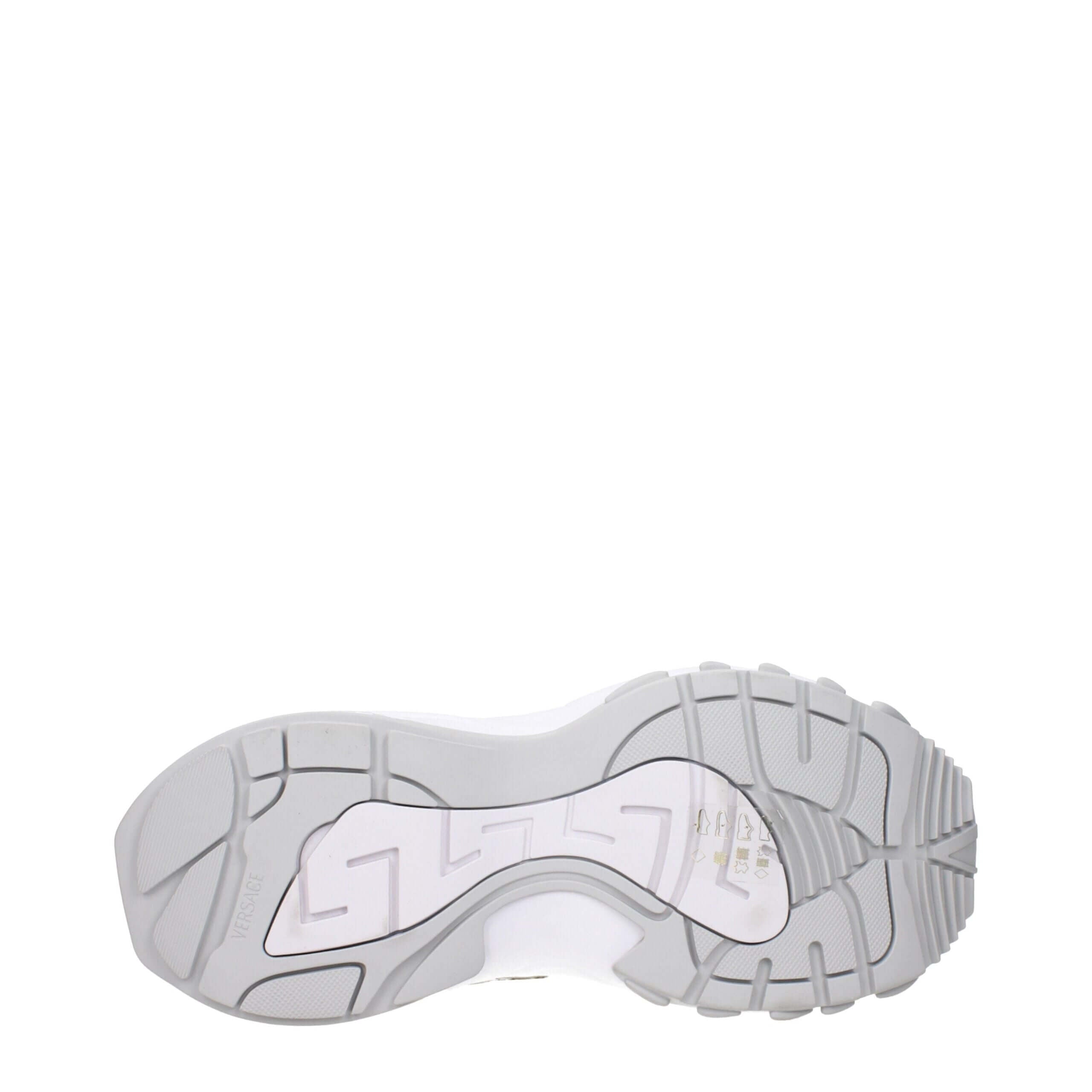 Gold Fabric Low Top SneakersDescription: The product with MPN 10163181A146866WG4V and code F84197 fabric in gold is a sneakers designed by Versace. It has features like front logo, side logo, back logo, print which can vary.Gold Fabric Low Top Sneakers${t