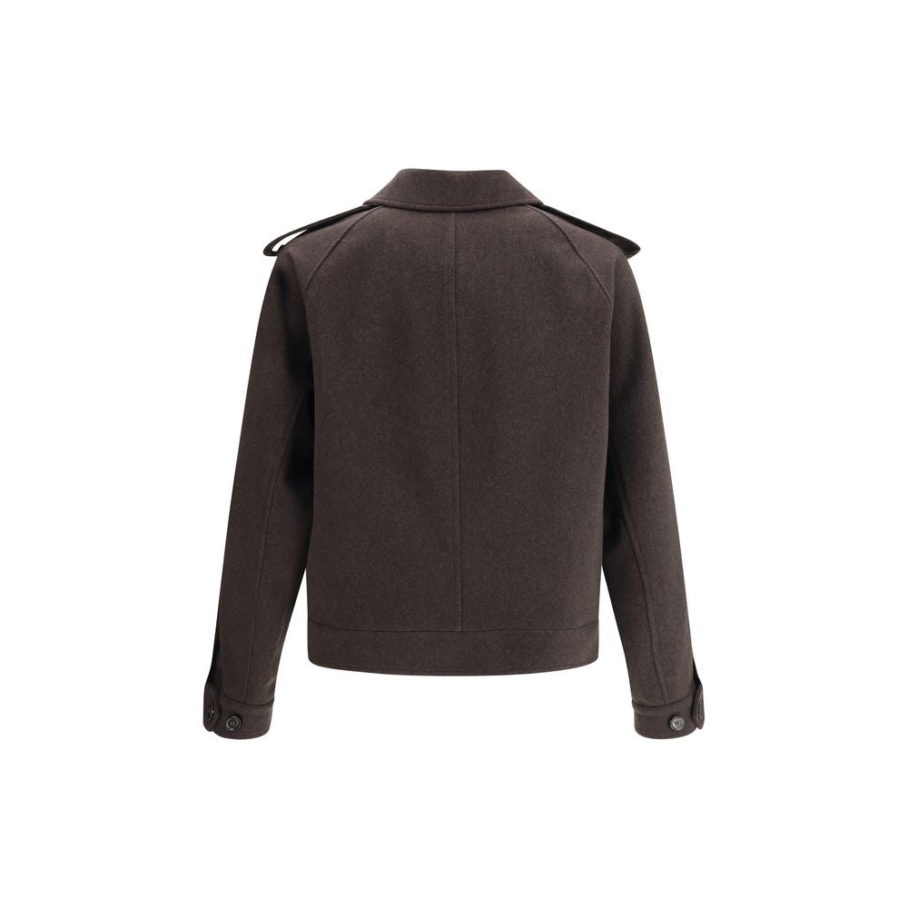 Brown Cashmere CoatBurberry’s cashmere Jacket is an elegant and refined piece, featuring a classic collar and a concealed front button closure that enhances the clean design. The short style features two welt pockets on the front, perfect for a sophistica