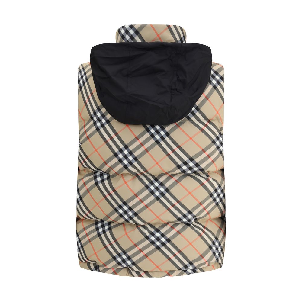 Multicolor Polyester Sleveless JacketBurberry’s Check vest Down Jacket is an iconic garment made of water-repellent Burberry Check fabric with a regular fit and down and goose down filling. Featuring a double-slider zipper closure, it features a packaway