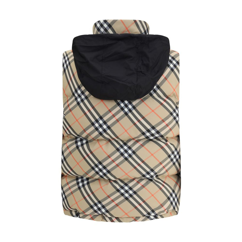 Multicolor Polyester Sleveless JacketBurberry’s Check vest Down Jacket is an iconic garment made of water-repellent Burberry Check fabric with a regular fit and down and goose down filling. Featuring a double-slider zipper closure, it features a packaway