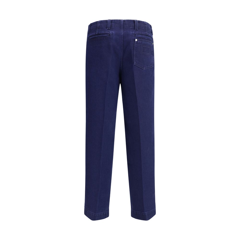 Blue Cotton Jeans DenimGucci’s chino Jeans blend casual denim style with tailoring-inspired details. They feature a button closure, belt loops, two inset pockets on the hip and two patch pockets on the back. The embroidered logo on the back pocket adds a