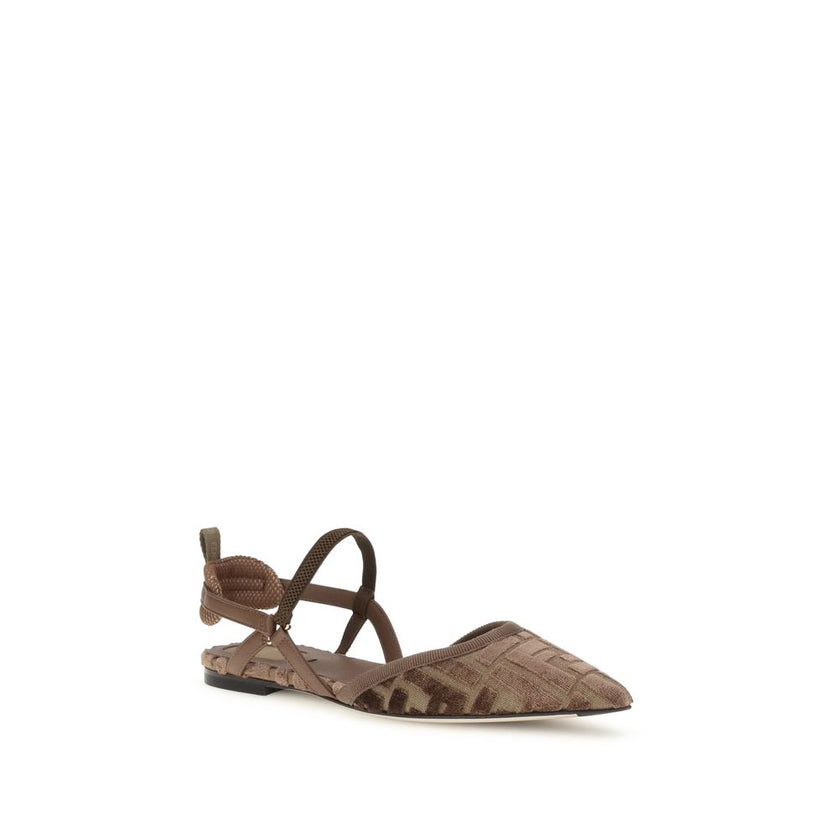 Brown Polyamide Ballet FlatsFendi’s Colibrì Lite slingback Ballerinas are distinguished by a tapered, feminine silhouette enhanced by thin elastic ribbons that gently wrap around the foot. Made of mesh, they are decorated with multicolor embroidery of the