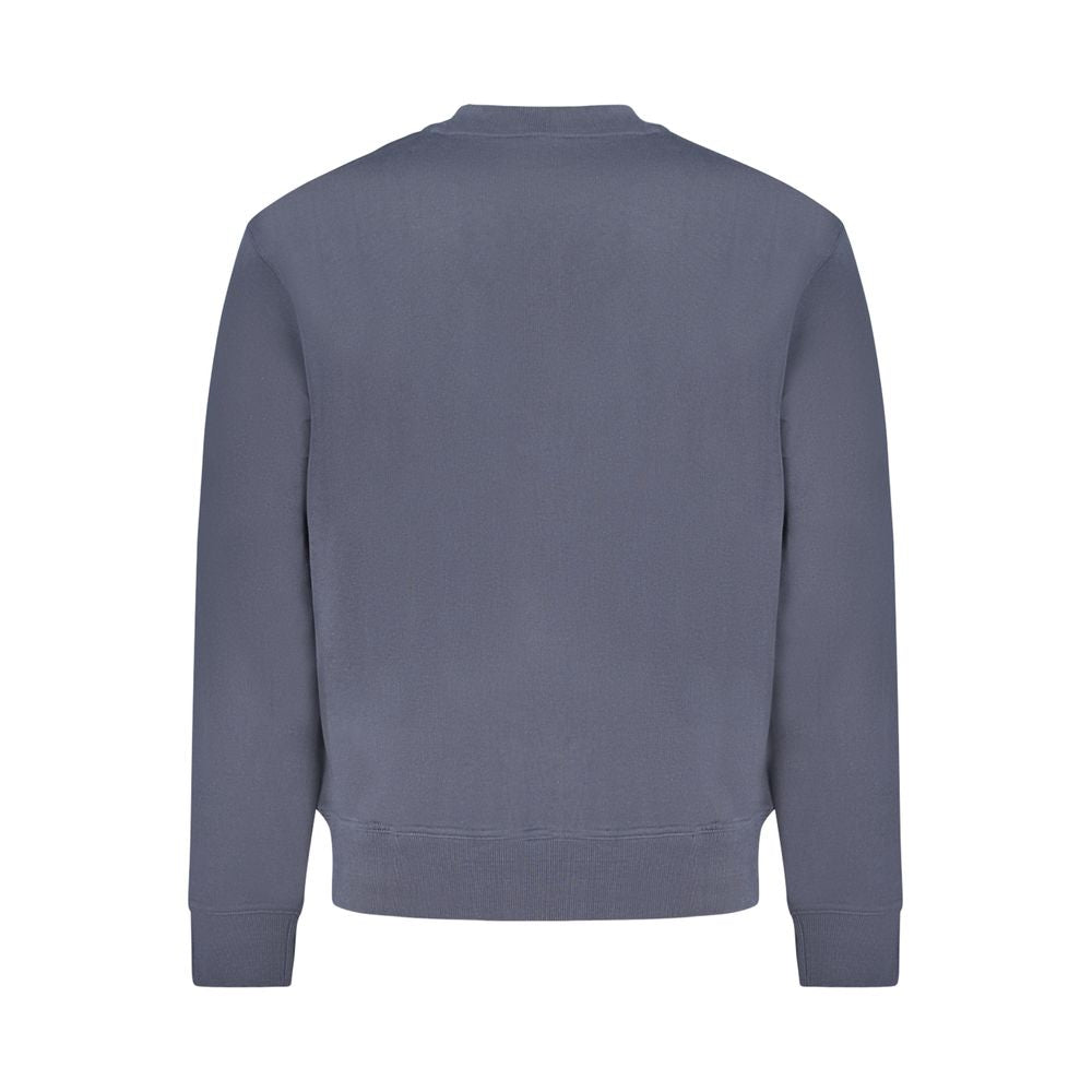 Blue Cotton Men SweaterElevate your off-duty look with this Hugo Boss long-sleeved sweatshirt, a perfect blend of comfort and designer flair. Boasting a soft brushed interior for those cooler days, it features a crisp crew neck and is adorned with a stand