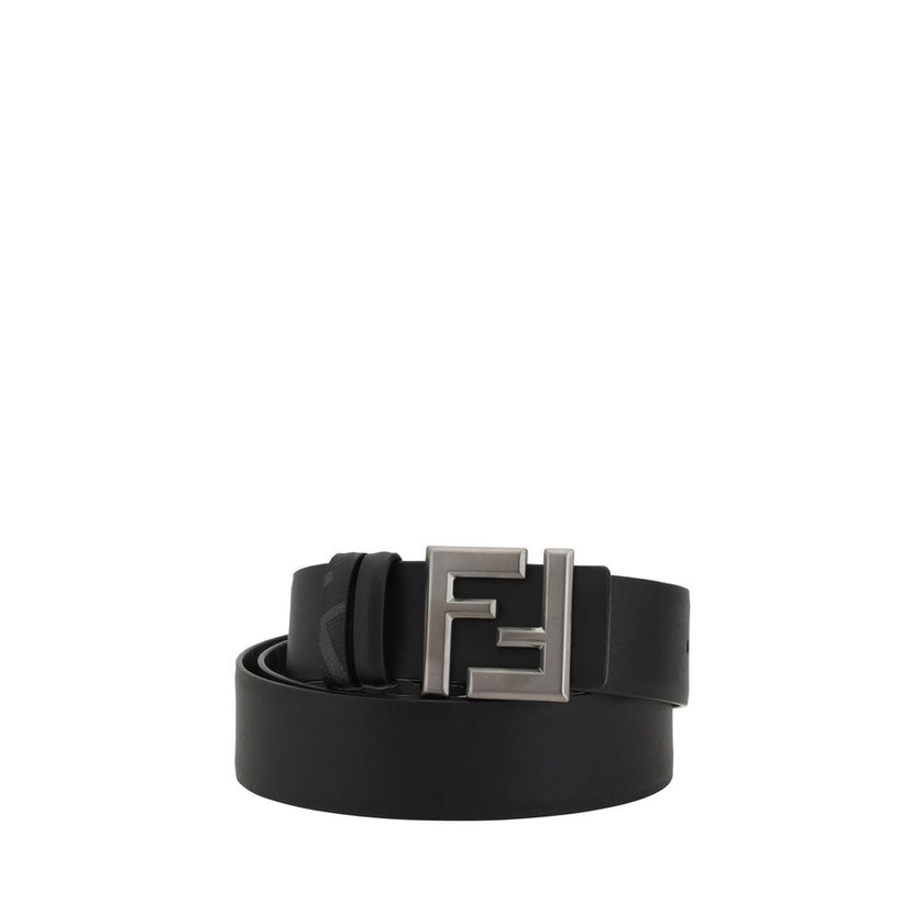 FF Logo reversible BeltThe Fendi FF Logo reversible Belt is a versatile and classy accessory. Crafted from smooth leather, it offers two looks in one: on one side, the FF pattern printed with the brand’s iconic logo, while on the other, a more sober and m