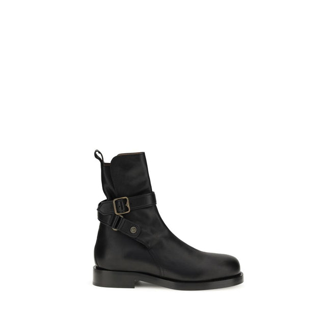 Black Calf Leather Bos Taurus Ankle BootsBurberry’s Buckle Ankle Boots combine contemporary style and functionality. Featuring a rounded toe and an above-ankle height, they have a handy pull-on back for easy on-and-off wear. The logo buckle on the ankle a