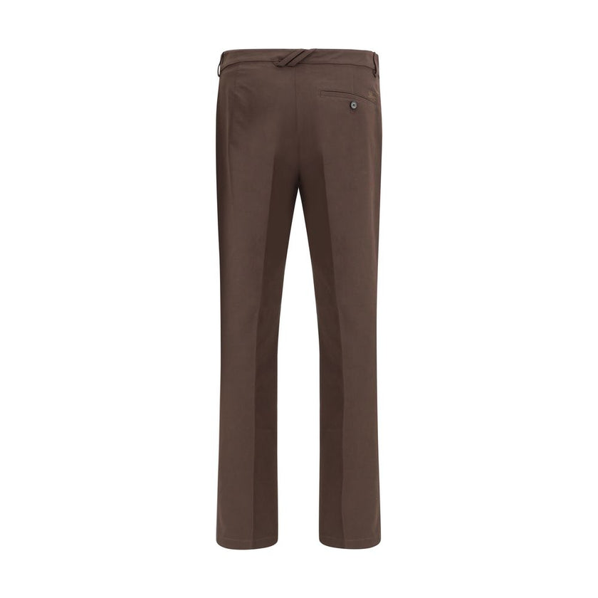 Brown Cotton Chino PantsBurberry’s cotton chino Pants reinterpret a wardrobe classic with iconic details from the house. Made of cotton twill with a slim fit, they feature a button and zipper closure, side pouch pockets and a buttoned welt pocket on the b