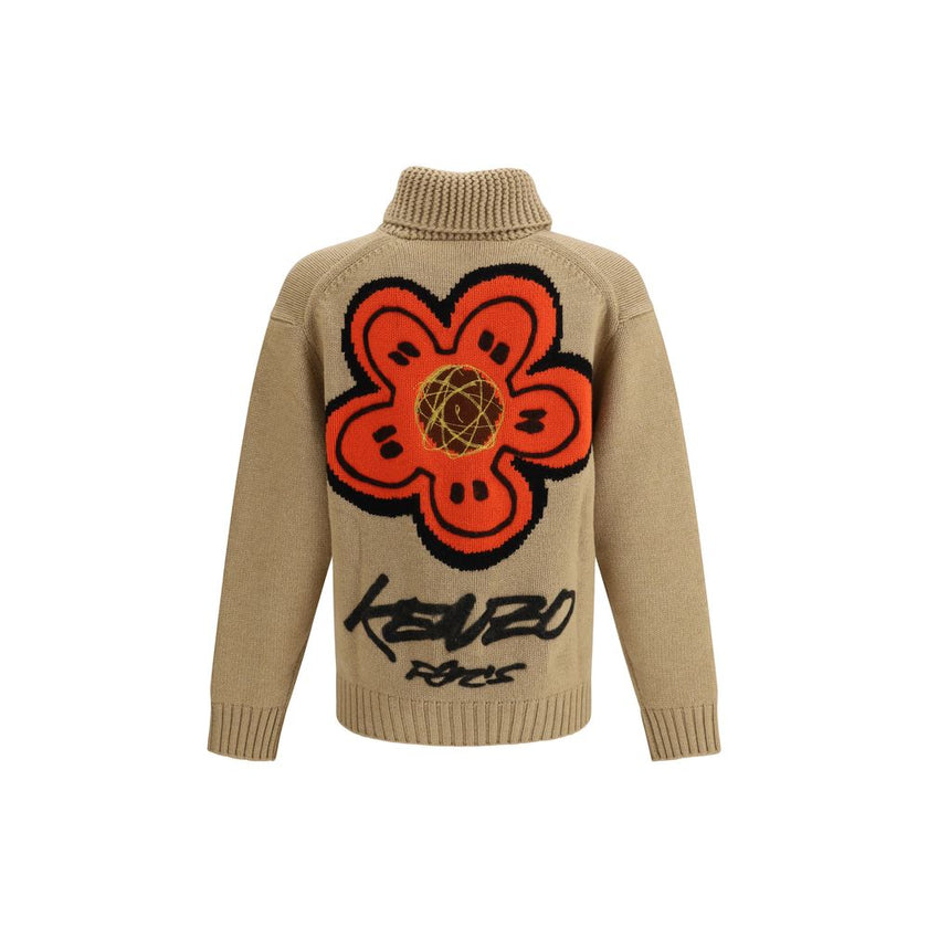Beige Wool CardiganKenzo’s Futura zippered Cardigan is a knitted wool garment from the Kenzo x Futura 2000 collaboration. Featuring a shawl collar and a practical double-slider zipper, it has two front pockets and a striking graphic on the back that fuses