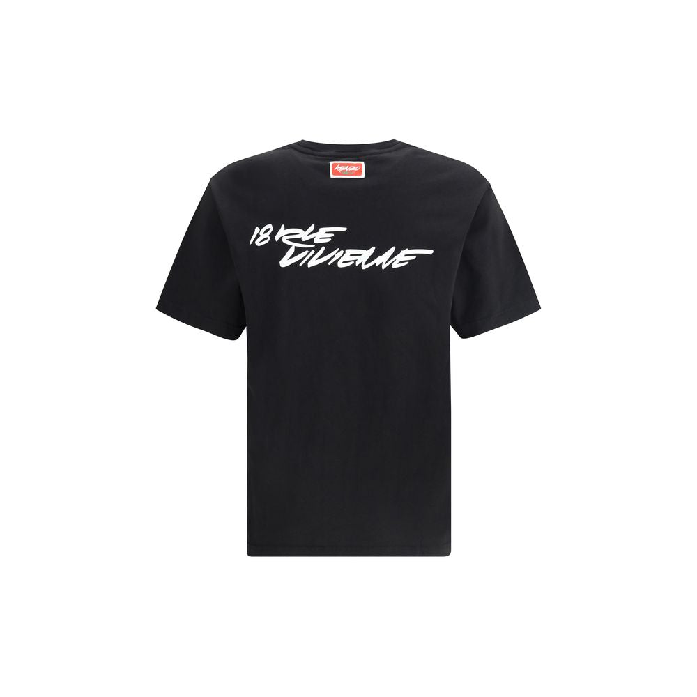 Black Cotton T-ShirtKenzo’s Futura 2000 cotton T-Shirt is made of lightweight jersey and features striking graphics combining the Boke Flower and the atom, iconic symbols of the artist. Completing the design are Kenzo Paris and 18 Rue Vivienne prints in g