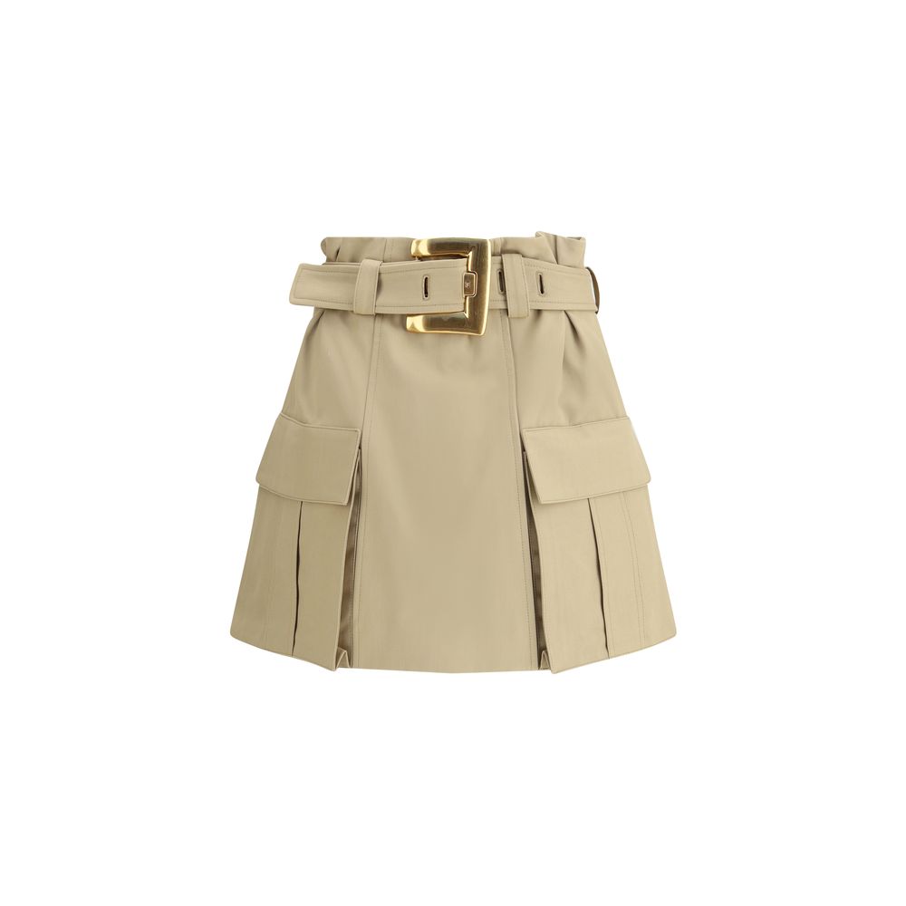 Beige Cotton Mini SkirtBalmain’s cargo Miniskirt reinterprets utility style with a sophisticated twist. Featuring a removable belt with a PB engraved gold metal Anthem buckle, it has two side pockets with gussets and a flap. The back closure with exposed