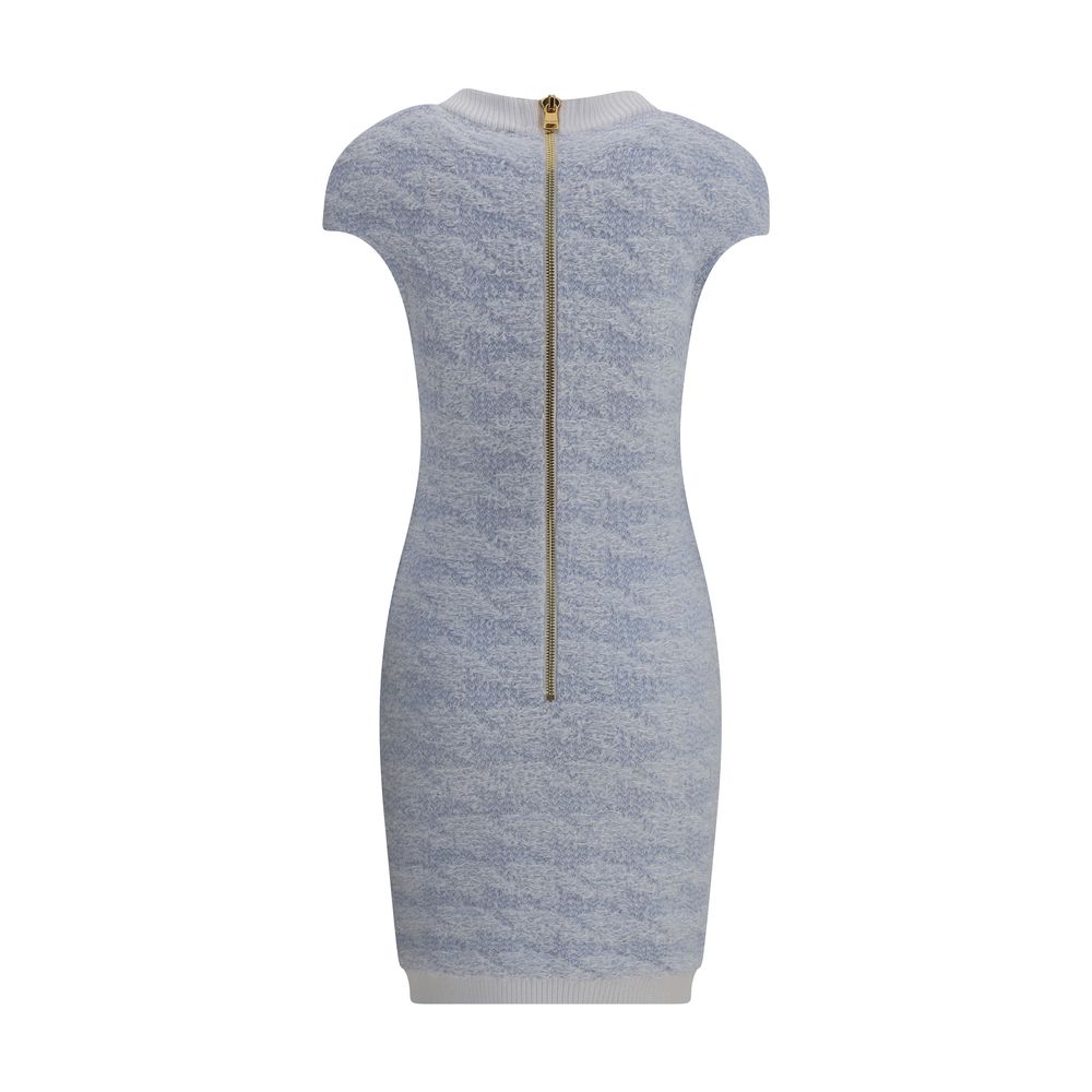 Light Blue Polyamide Casual DressBalmain’s Stretch midi Dress combines style and comfort with a fitted, modern silhouette. It features a ribbed square neckline embellished with embossed button details, short sleeves, and a back zipper closure for an elega