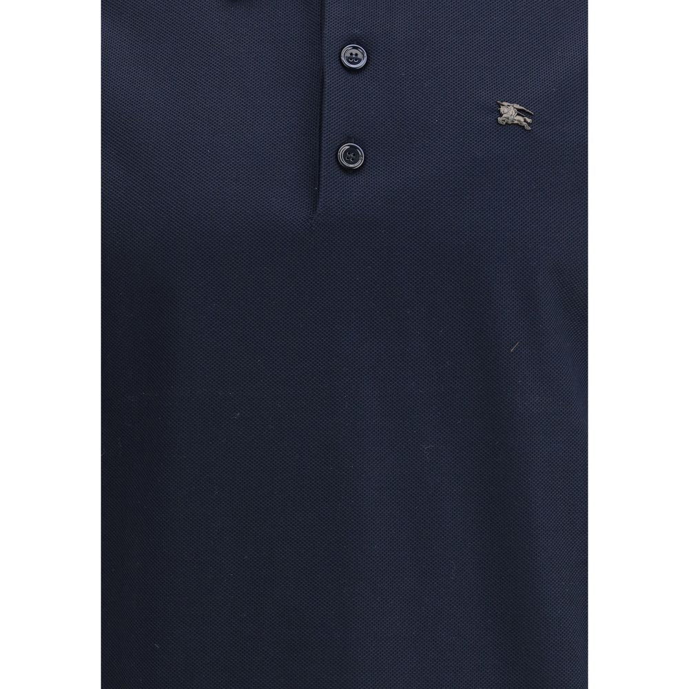 Blue Cotton Polo ShirtBurberry’s cotton polo Shirt is a garment that combines British tradition with distinctive details of great character. Made of soft cotton, it features a ribbed collar that enhances the model’s classic silhouette. The special feature