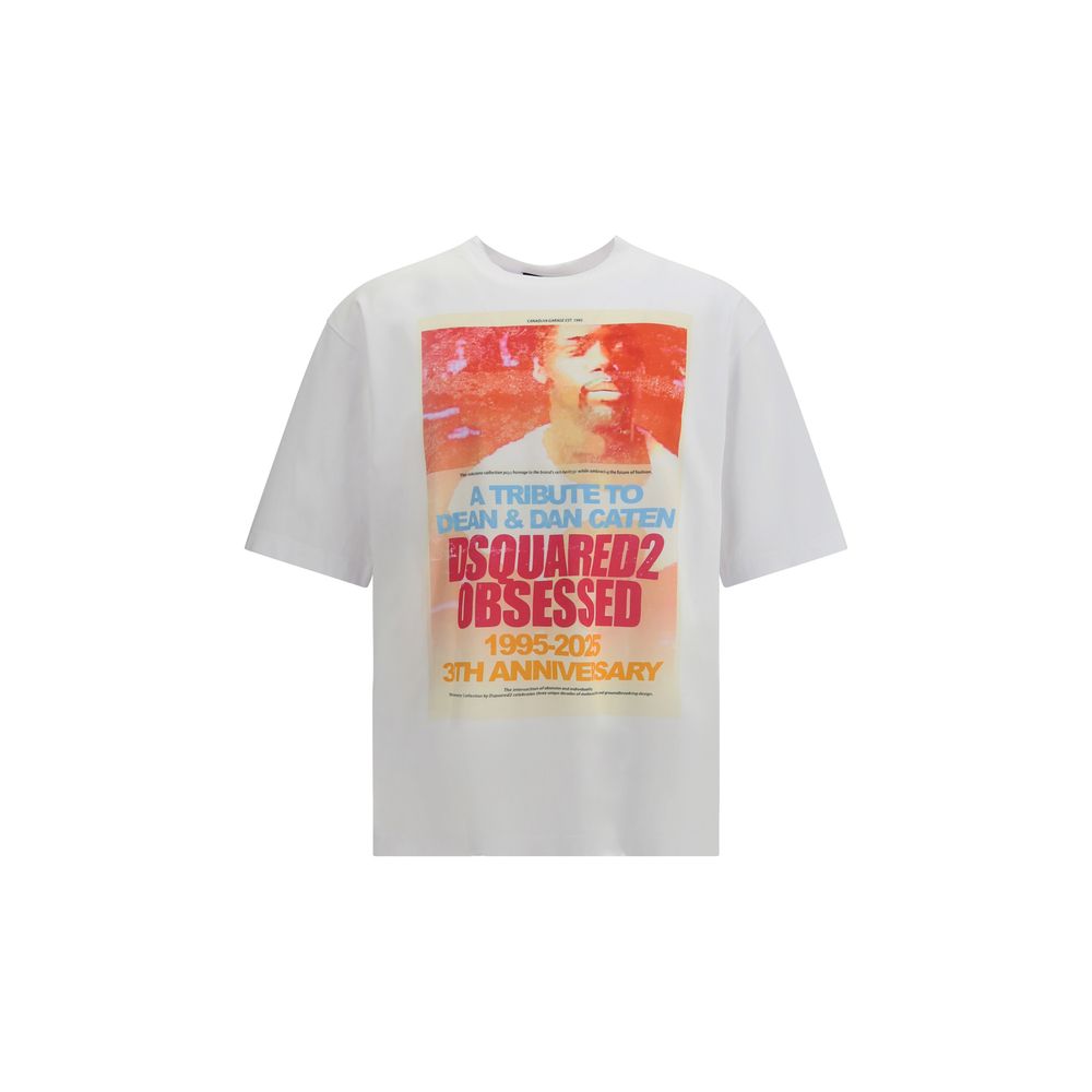 White Cotton T-ShirtThe cotton T-Shirt by Dsquared2 is a sharply styled garment designed for those who like to stand out with simplicity. Made of cotton jersey, it offers a pleasant feel and a regular fit that comfortably fits the silhouette. The design i