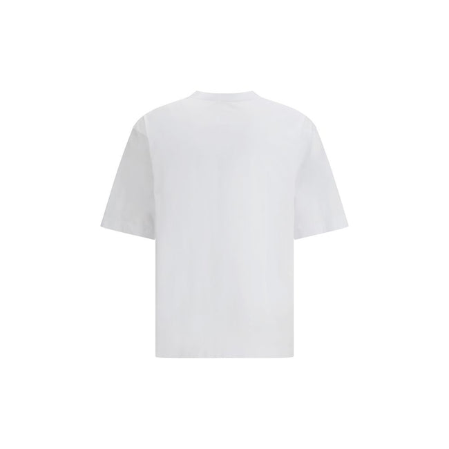White Cotton T-ShirtDsquared2’s cotton T-Shirt is an essential garment with a distinctive urban spirit. Made of soft and comfortable cotton, it features a classic ribbed crew neck that ensures an impeccable fit. On the front stands out the logo print, an