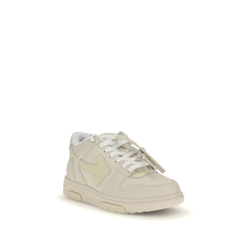 Cream Rubber Chunky SneakersOff-White’s Out of Office Sneakers feature a perforated round toe that offers breathability and comfort. The flat sole provides stability, while the iconic embossed Arrow logo on the side panel adds a distinctive touch to the d