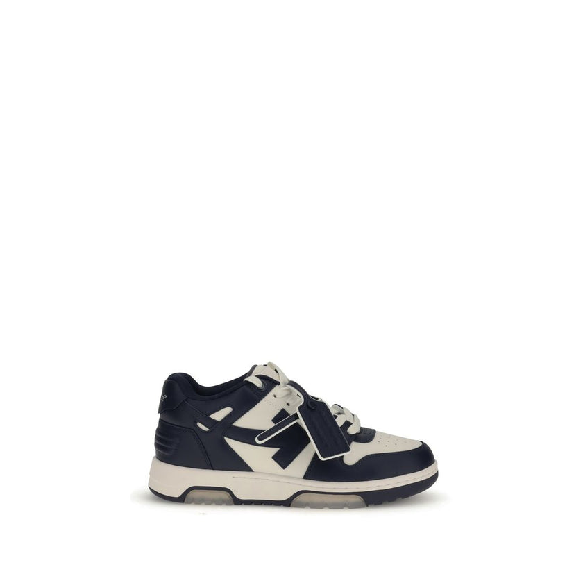 Blue Rubber Athletic SneakersOff-White’s Out of Office Sneakers feature a perforated round toe that offers breathability and comfort. The flat sole provides stability, while the iconic embossed Arrow logo on the side panel adds a distinctive touch to the