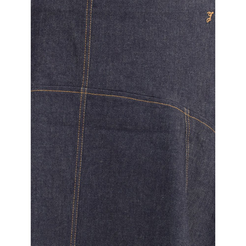 Blue Cotton Midi SkirtThe denim midi Skirt by Jacquemus is a flared design with contrast stitching that enhances its structure. Featuring ‘J’ embroidery on the side and a side zipper closure, it combines a distinctive touch with a versatile, contemporary