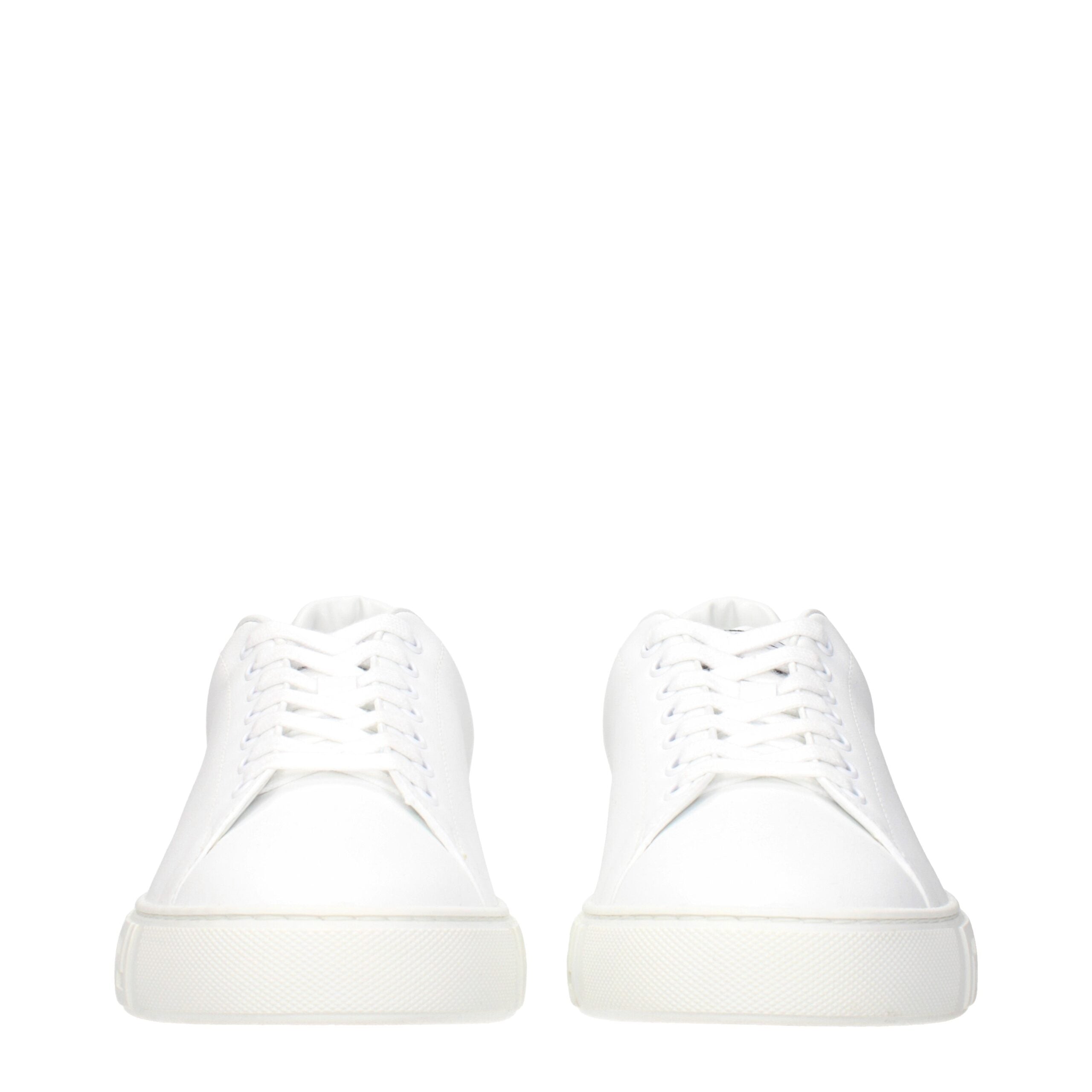 White Leather Low Top SneakersDescription: The product with MPN 10144601A096081W010 and code F84519 leather in white is a sneakers designed by Versace. It has features like front logo, back logo.White Leather Low Top Sneakers${tagsVersaceAulae White Leath