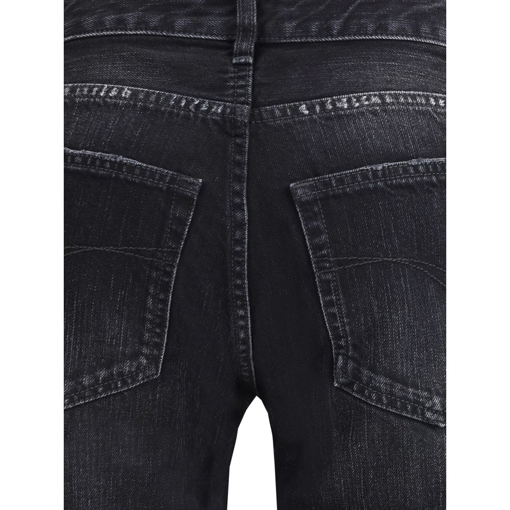 Black Cotton Relaxed Fit JeansThe Cotton Denim Jeans feature a faded, worn-in look with a slightly crinkled finish. With a mid-rise waist, hidden zip fly, five belt loops, and five pockets, they combine casual style and practicality in a versatile piece.