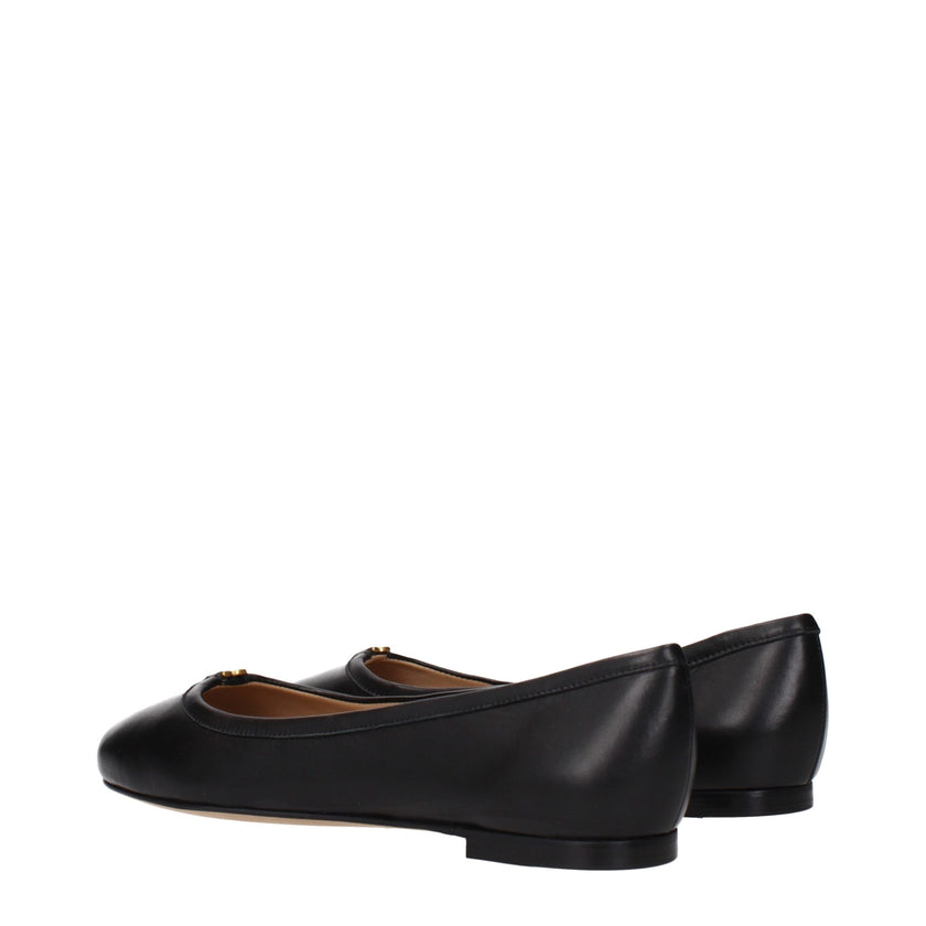 Black Leather Ballet FlatsDescription: The product with MPN CHC24S973H7001 and code F84533 leather in black is a ballet flats designed by Chloé. It has features like front detail.Black Leather Ballet Flats${tagsChloéAulae Black Leather Ballet Flats ChloéA
