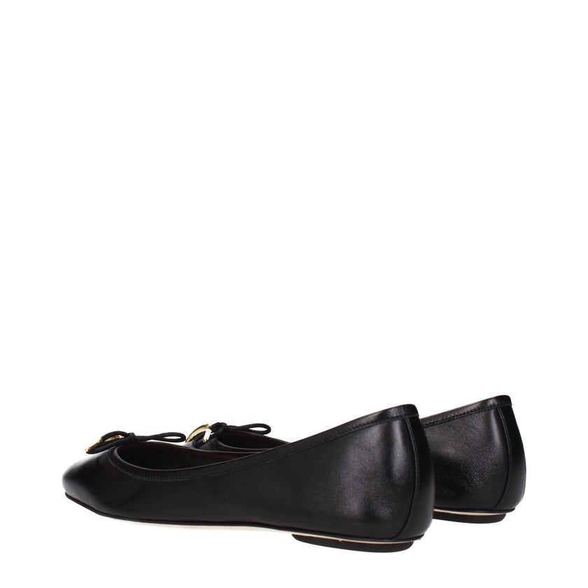 Black Leather Ballet FlatsDescription: The product with MPN CHC25S08HQN001 and code F84532 leather in black is a ballet flats designed by Chloé. It has features like front detail.Black Leather Ballet Flats${tagsChloéAulae Black Leather Ballet Flats ChloéA