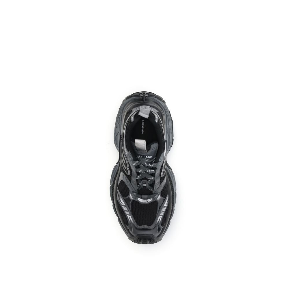 Black Polyethylene Athletic SneakersThe 6xL Sneakers by Balenciaga feature a distressed effect that highlights their streetwear character. Made from a combination of mesh, polyurethane, and polyester, they stand out with the Balenciaga logo embossed on th