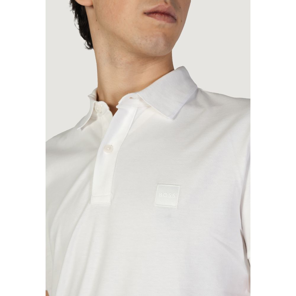 White Cotton Polo ShirtThe Boss Passertip 10256683 01 50507699 men’s short-sleeved polo is the perfect choice for those seeking a refined and contemporary look. Made from a high-quality blend of 95% cotton and 5% elastane, this polo ensures comfort, softn