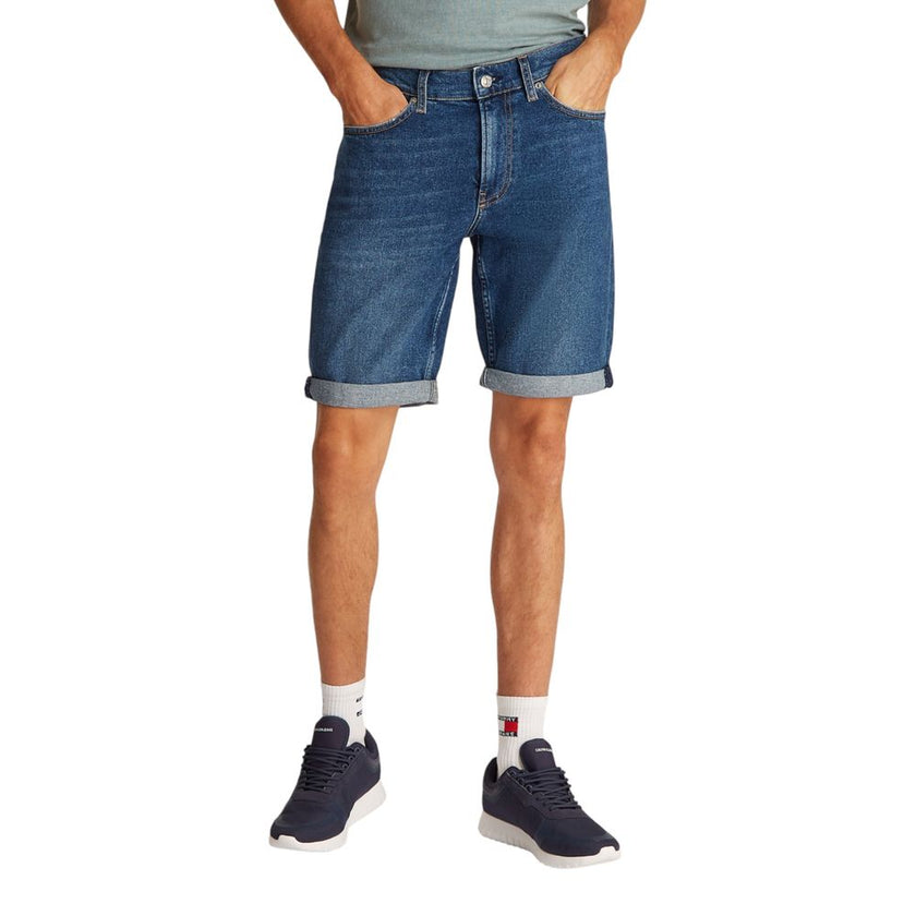 Blue Cotton Bermuda ShortsThe Calvin Klein Jeans J30J327184 men’s bermuda shorts are perfect for those seeking a casual and modern look. Made from a blend of 94% cotton, 4% elastomultiester, and 2% elastane/lycra, these shorts provide a slim fit that hugs
