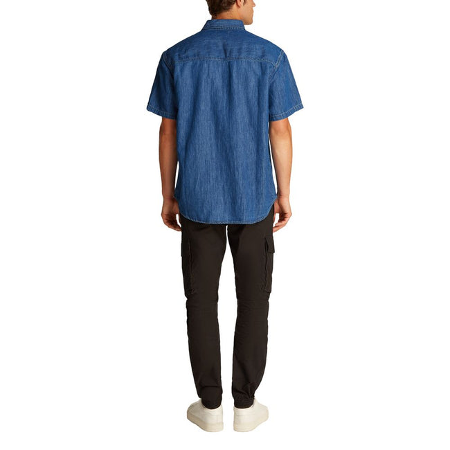 Blue Cotton ShirtDiscover the Calvin Klein Jeans REGULAR SS DENIM J30J327178 long-sleeve shirt for men, a versatile and stylish piece of clothing. Made with an innovative blend of materials, this shirt features 47% cotton, 20% recycled cotton, 19% linen,