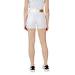 White Cotton ShortsDiscover the Calvin Klein Jeans MOM J20J225153 women’s shorts, a must-have for your summer wardrobe. Made from 80% cotton and 20% recycled cotton, these shorts provide a comfortable and sustainable fit. The modern and versatile design m