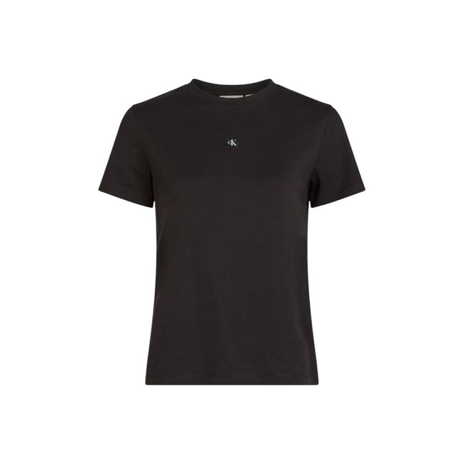 Black Recycled Cotton T-ShirtDiscover the Calvin Klein Jeans WOVEN LABEL REGULAR short-sleeve t-shirt for women, an essential piece for your wardrobe. Made from 100% recycled cotton, this t-shirt provides a soft and comfortable feel against the skin. The