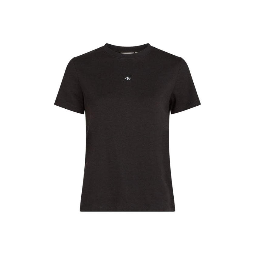 Black Recycled Cotton T-ShirtDiscover the Calvin Klein Jeans WOVEN LABEL REGULAR short-sleeve t-shirt for women, an essential piece for your wardrobe. Made from 100% recycled cotton, this t-shirt provides a soft and comfortable feel against the skin. The