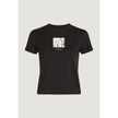 Black Recycled Cotton T-ShirtDiscover the short-sleeve women’s t-shirt by Calvin Klein Jeans, a clothing item that combines style and sustainability. Made from 100% recycled cotton, this t-shirt is perfect for those looking for a casual yet refined look.
