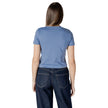 Light Blue Recycled Cotton T-ShirtDiscover the Calvin Klein Jeans PLACED INSTITUTIONAL J20J225524 short sleeve t-shirt for women, made from 100% recycled cotton for exceptional comfort and a perfect fit. This model features a minimalist design with the Ca