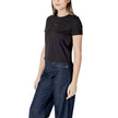 Black Recycled Cotton T-ShirtDiscover the Calvin Klein Jeans PLACED INSTITUTIONAL J20J225524 short sleeve t-shirt for women, made from 100% recycled cotton for exceptional comfort and a perfect fit. This model features a minimalist design with the Calvin