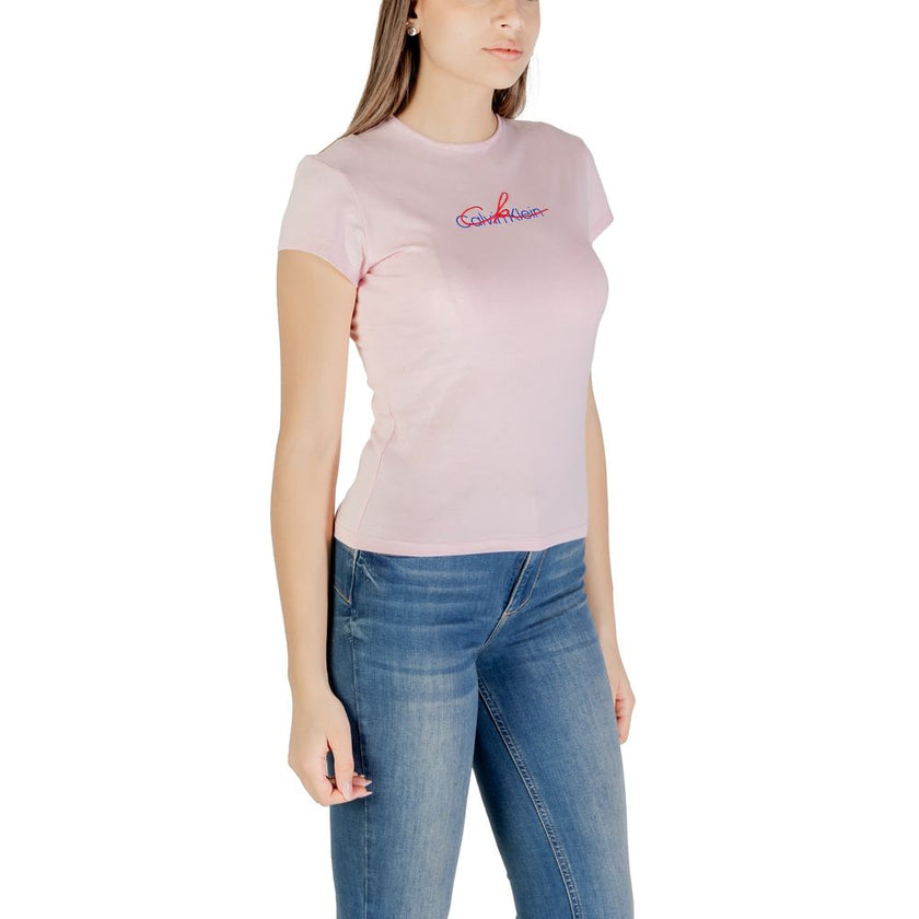 Multicolor Recycled Cotton T-ShirtDiscover the short-sleeve t-shirt for women by Calvin Klein Jeans, an essential piece for your summer wardrobe. Made with a composition of 95% recycled cotton and 5% elastane, this t-shirt offers a comfortable fit and exc