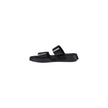Black Leather SandalDiscover the comfort and style of the Calvin Klein Jeans SANDAL SLIDE DOUBLE. Made from 100% leather, these slide sandals offer timeless elegance and a perfect fit for any summer occasion. Their minimalist silhouette is enhanced by ref