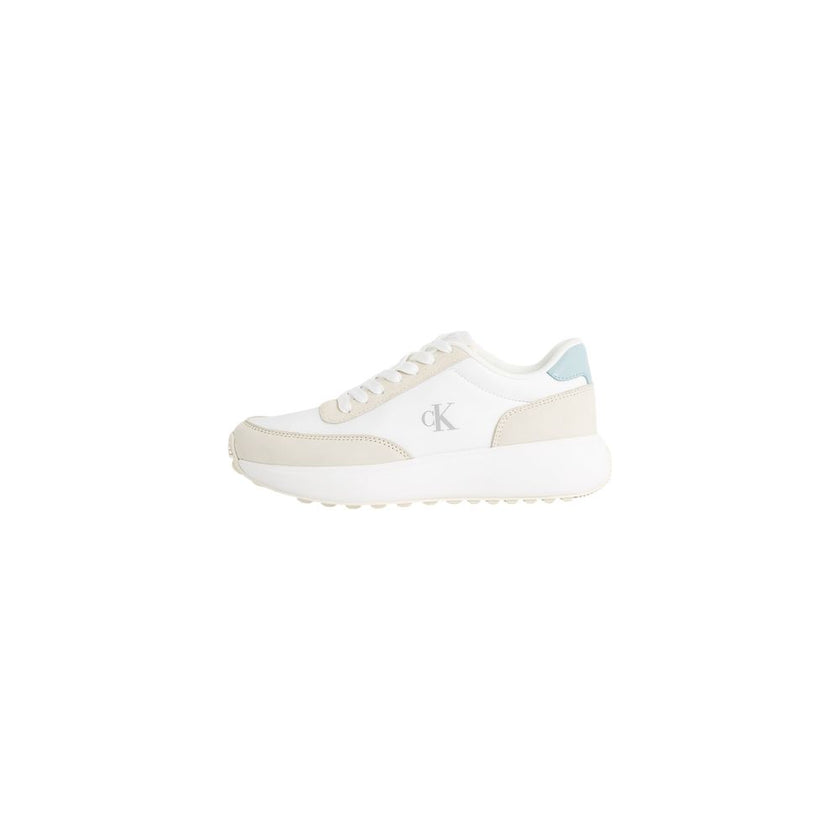 Cream Leather SneakerThe Calvin Klein Jeans ATHLEISURE RUNNER YW0YW01774 women’s sneakers perfectly combine sporty style with urban elegance. Crafted from 100% premium leather, these shoes offer outstanding comfort and long-lasting durability. The design