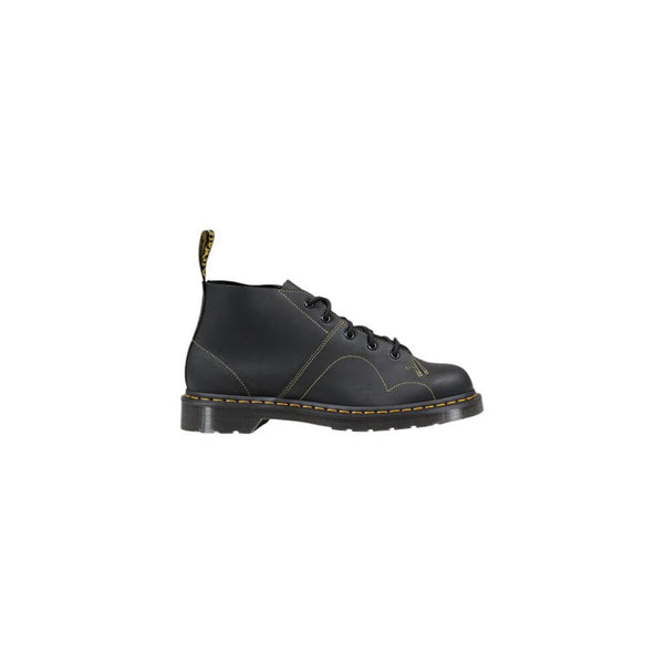 Black Leather Lace-Up BootsDiscover the Dr. Martens Church Greasy men’s ankle boots, an icon of style and comfort. Made from 100% high-quality leather, these boots provide unparalleled durability and resistance. The classic design is enhanced by distincti