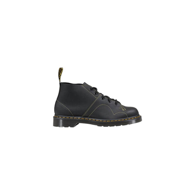 Black Leather Lace-Up BootsDiscover the Dr. Martens Church Greasy men’s ankle boots, an icon of style and comfort. Made from 100% high-quality leather, these boots provide unparalleled durability and resistance. The classic design is enhanced by distincti