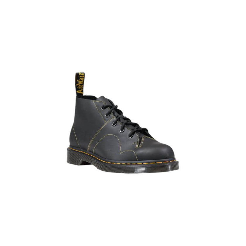 Black Leather Lace-Up BootsDiscover the Dr. Martens Church Greasy men’s ankle boots, an icon of style and comfort. Made from 100% high-quality leather, these boots provide unparalleled durability and resistance. The classic design is enhanced by distincti