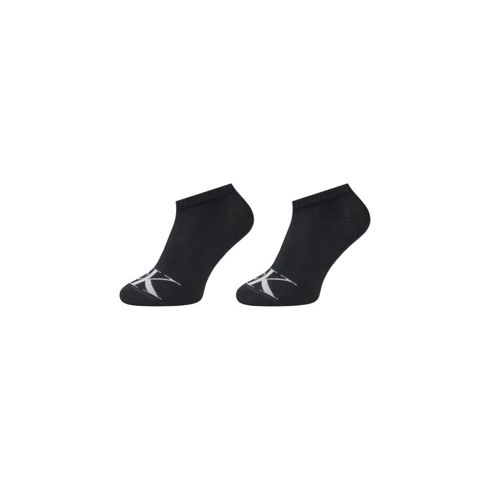 Black Cotton SocksDiscover the comfort and style of Calvin Klein Jeans women’s socks 2P MONOGRAM. Made with high-quality materials, these socks are composed of 70% cotton, ensuring unmatched softness, while the 26% polyester provides durability and resist