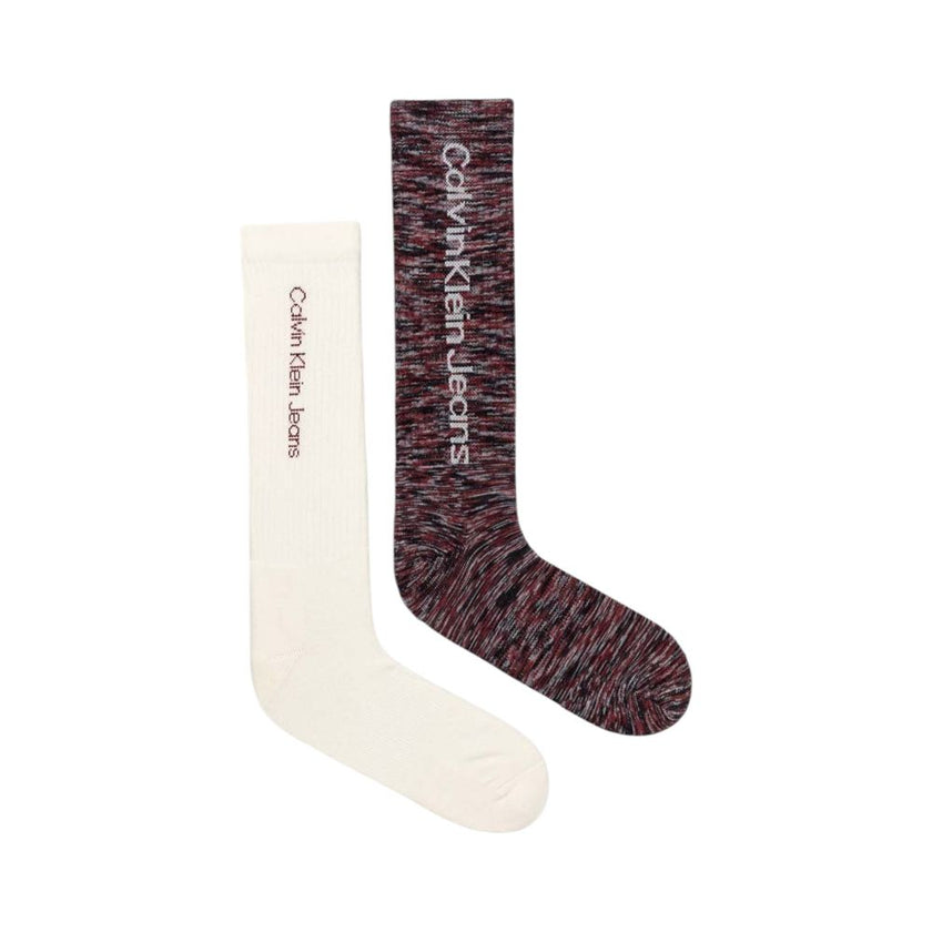 Cream Cotton SocksDiscover the Calvin Klein Jeans CKJ MEN SOCK 2P SPACEDYE long socks for men, an essential accessory for your wardrobe. Made with high-quality materials, these socks are composed of 70% cotton to ensure a soft and breathable feel. The 27%
