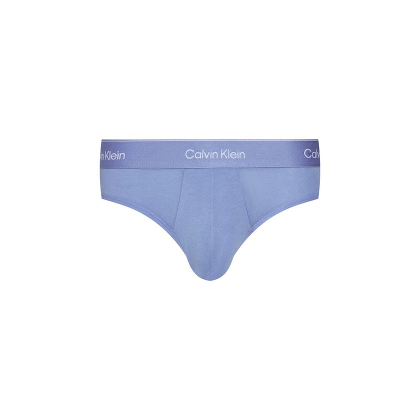 Blue Cotton BriefsDiscover timeless comfort and style with the Calvin Klein Underwear HIP BRIEF men’s slip pack of three. Made from high-quality materials, these briefs are composed of 95% cotton and 5% elastane/lycra, ensuring a perfect fit and a soft fe