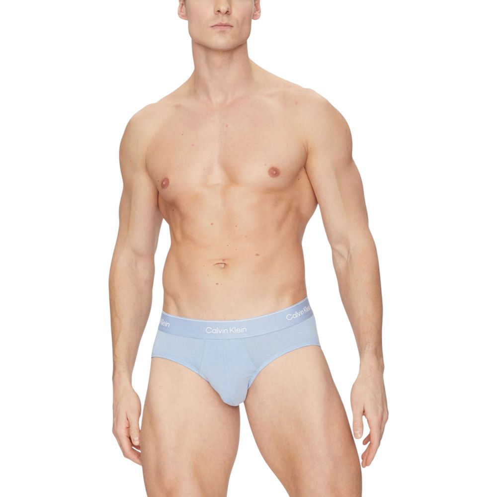 Blue Cotton BriefsDiscover timeless comfort and style with the Calvin Klein Underwear HIP BRIEF men’s slip pack of three. Made from high-quality materials, these briefs are composed of 95% cotton and 5% elastane/lycra, ensuring a perfect fit and a soft fe