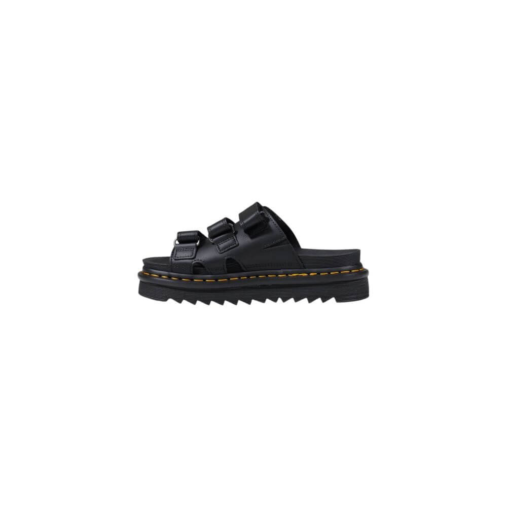 Black Leather PlatformThe Dr. Martens Raine Slide 40522001 women’s low shoes are a perfect blend of style and comfort. Made from 100% leather, these shoes offer superior quality and durability that only an iconic brand like Dr. Martens can provide. The mo