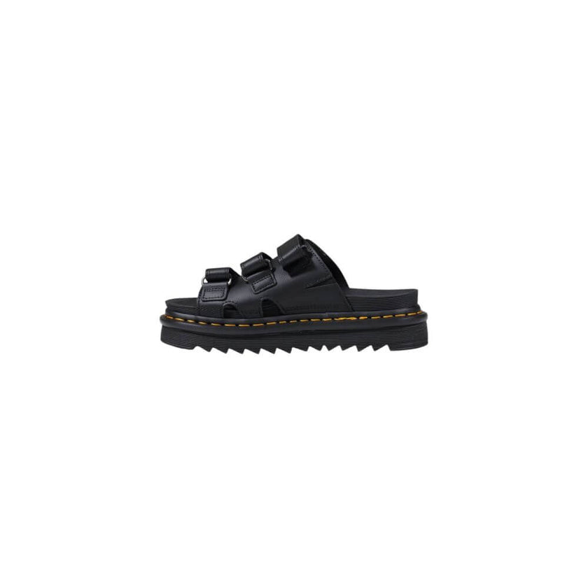 Black Leather PlatformThe Dr. Martens Raine Slide 40522001 women’s low shoes are a perfect blend of style and comfort. Made from 100% leather, these shoes offer superior quality and durability that only an iconic brand like Dr. Martens can provide. The mo