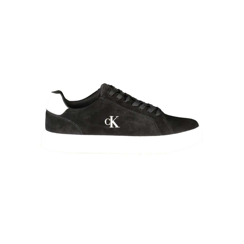 Black Leather Men SneakerElevate your sneaker game with the striking Calvin Klein sports shoes, blending bold contrast with unparalleled versatility. A sleek black design meets eye-catching white details, while the removable footbed ensures customizable c