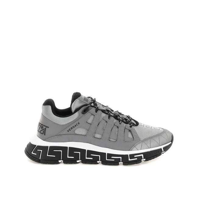 Silver Fabric Athletic SneakersDescription: – Composition: – Fabric – Leather details – Rubber sole – Lace up – Front and back logo detail – Made in Italy –Silver Fabric Athletic Sneakers${tagsVersaceAulae Silver Fabric Athletic Sneakers VersaceAulae Silv